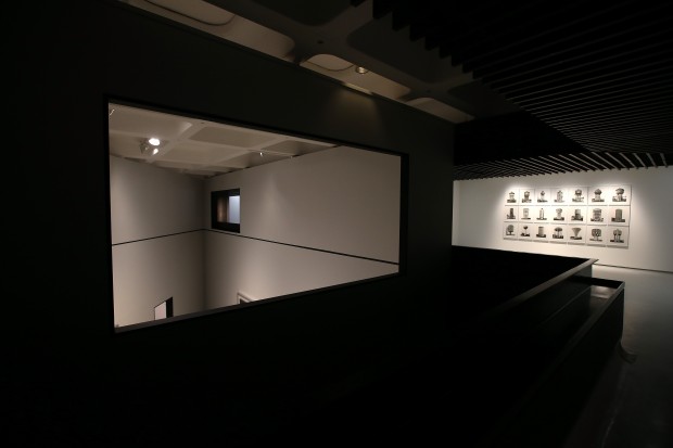 Installation Of Constructing Worlds: Photography And Architecture In The Modern Age